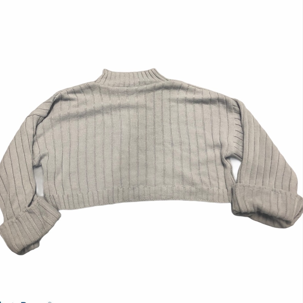 BooHoo women’s gray didn’t cropped turtleneck 8-10